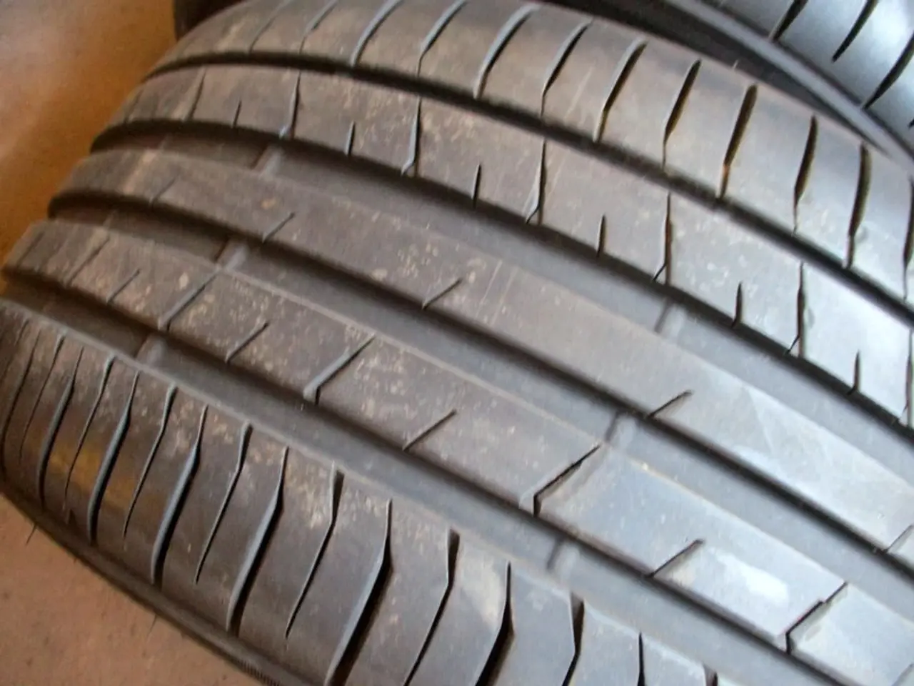 Billede 2 - 245/35/18" 4 stk. Toyo/Bridgestone sommerdæk