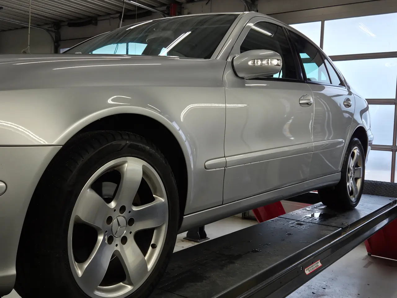 Billede 4 - Mercedes E280 Benzin