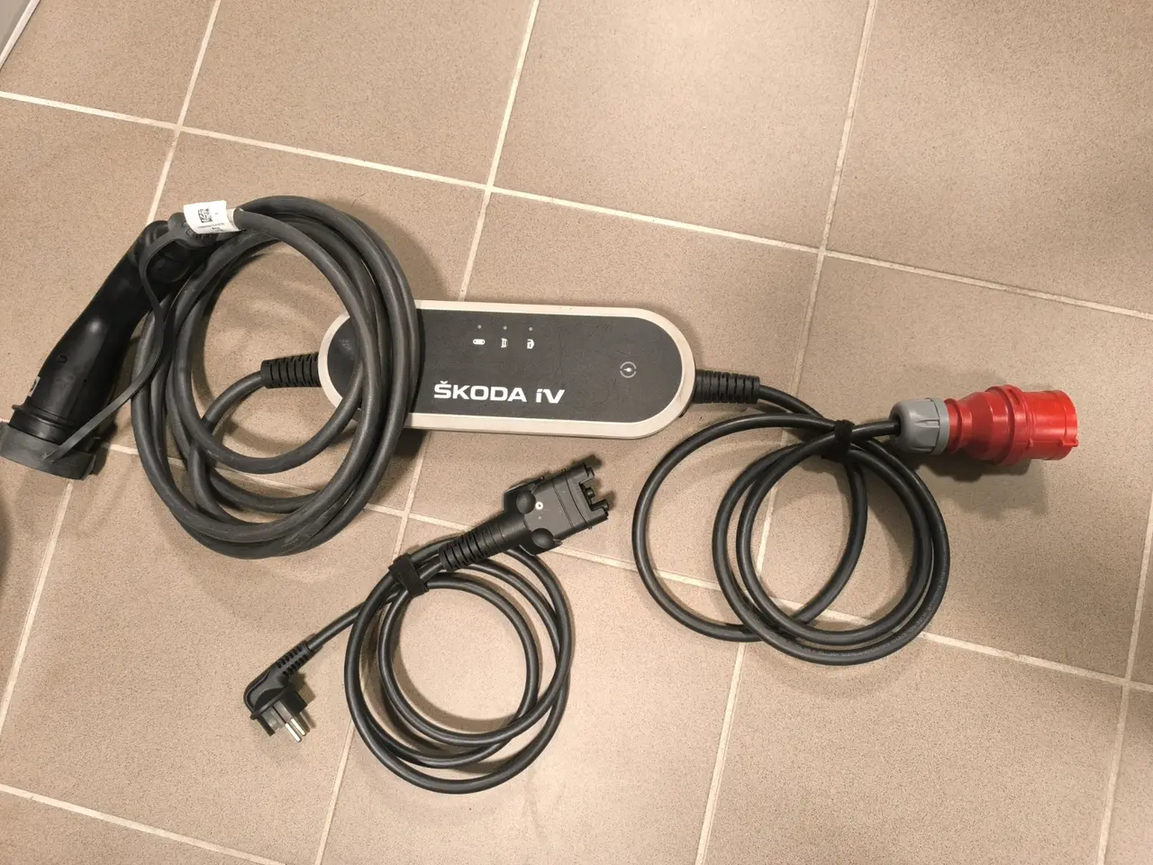 Billede 1 - Skoda lader både 230V og 3x400V