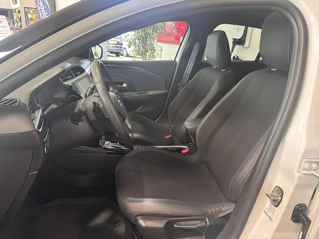Billede 4 - Opel Corsa 1,2 T 100 Elegance Sky aut.