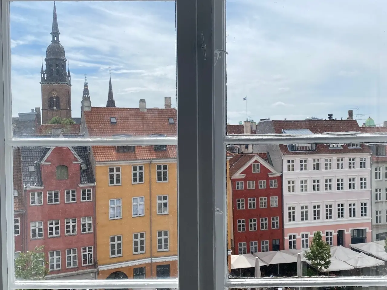 Billede 3 - 145 m2 midt på Gråbrødretorv. med udsigt over torvet og Rundetårn