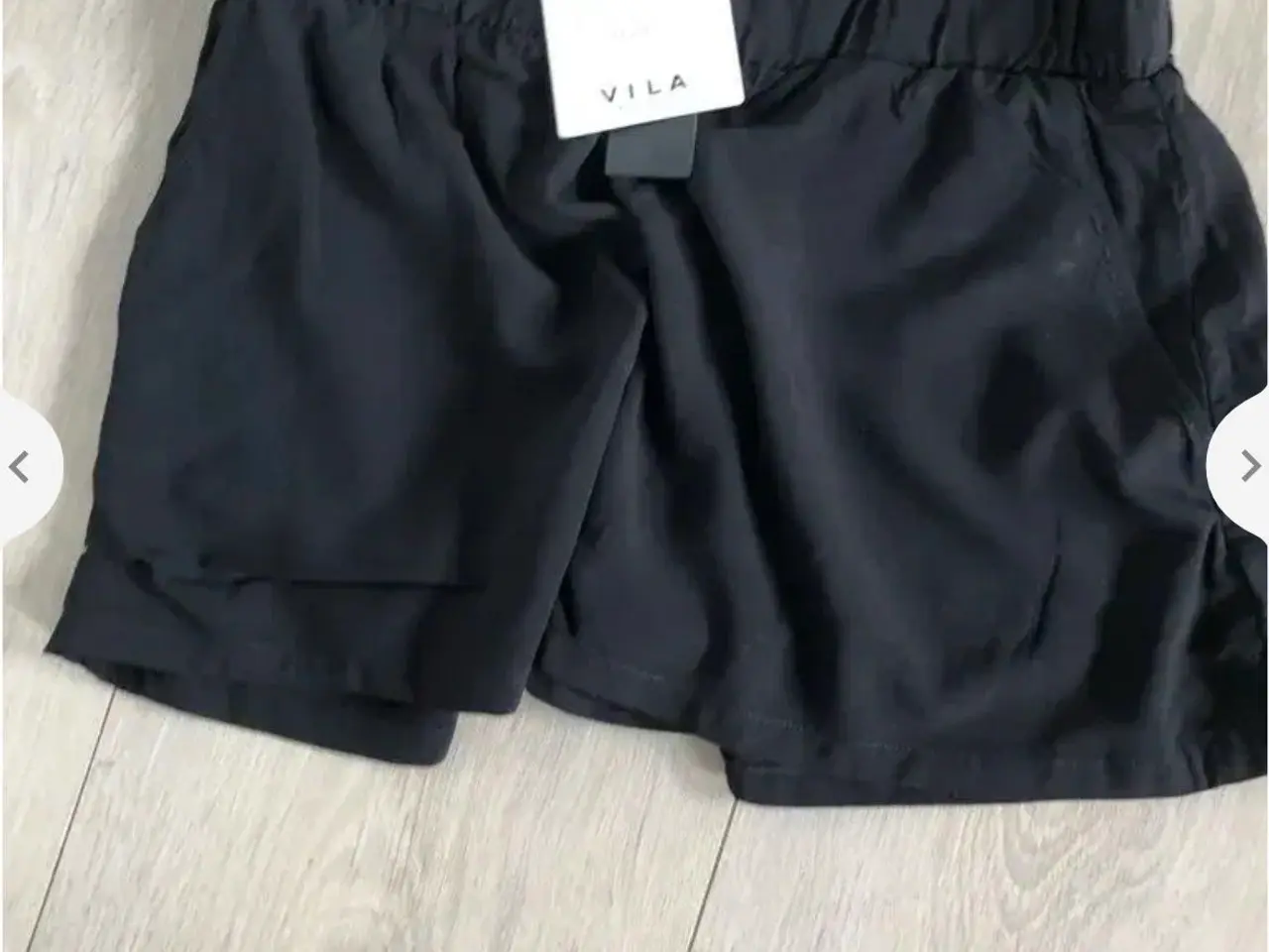 Billede 1 - Shorts fra Vila str. M