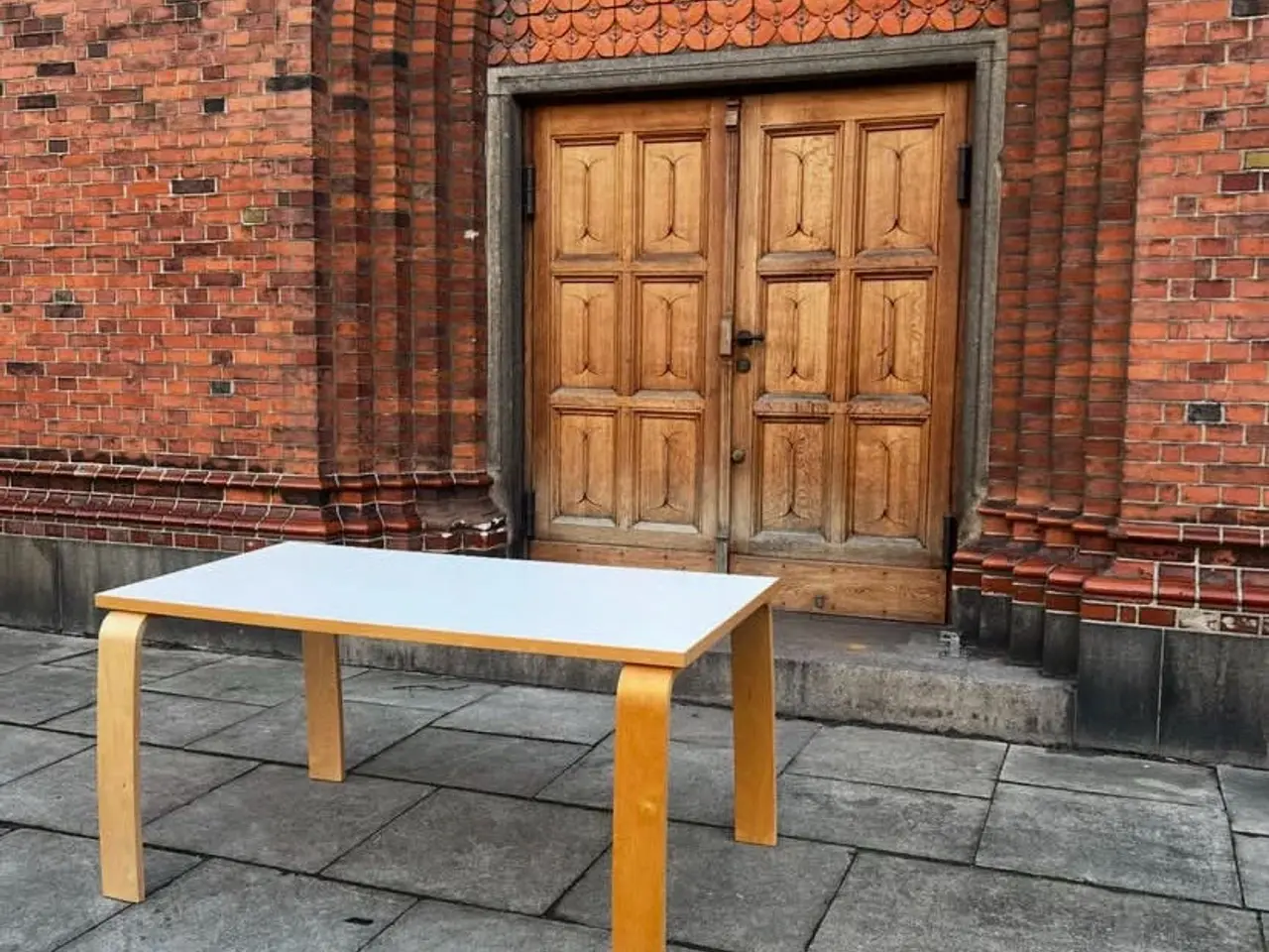 Billede 1 - SØGER / KØBER UDGÅEDE IKEA MØBLER