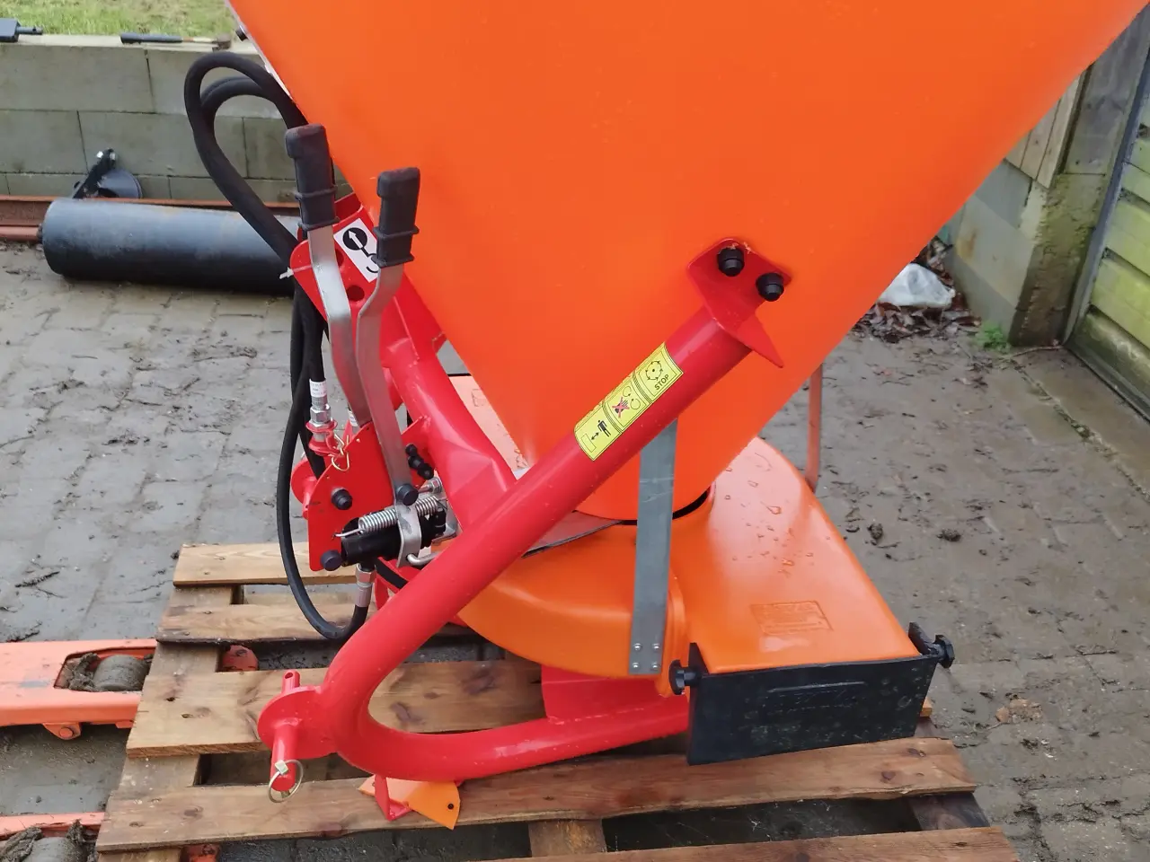 Billede 1 - Hydraulik salt og  gødningsspreder