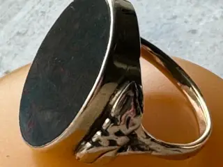 Stor 14 kt. guldring m. Onyx sten.