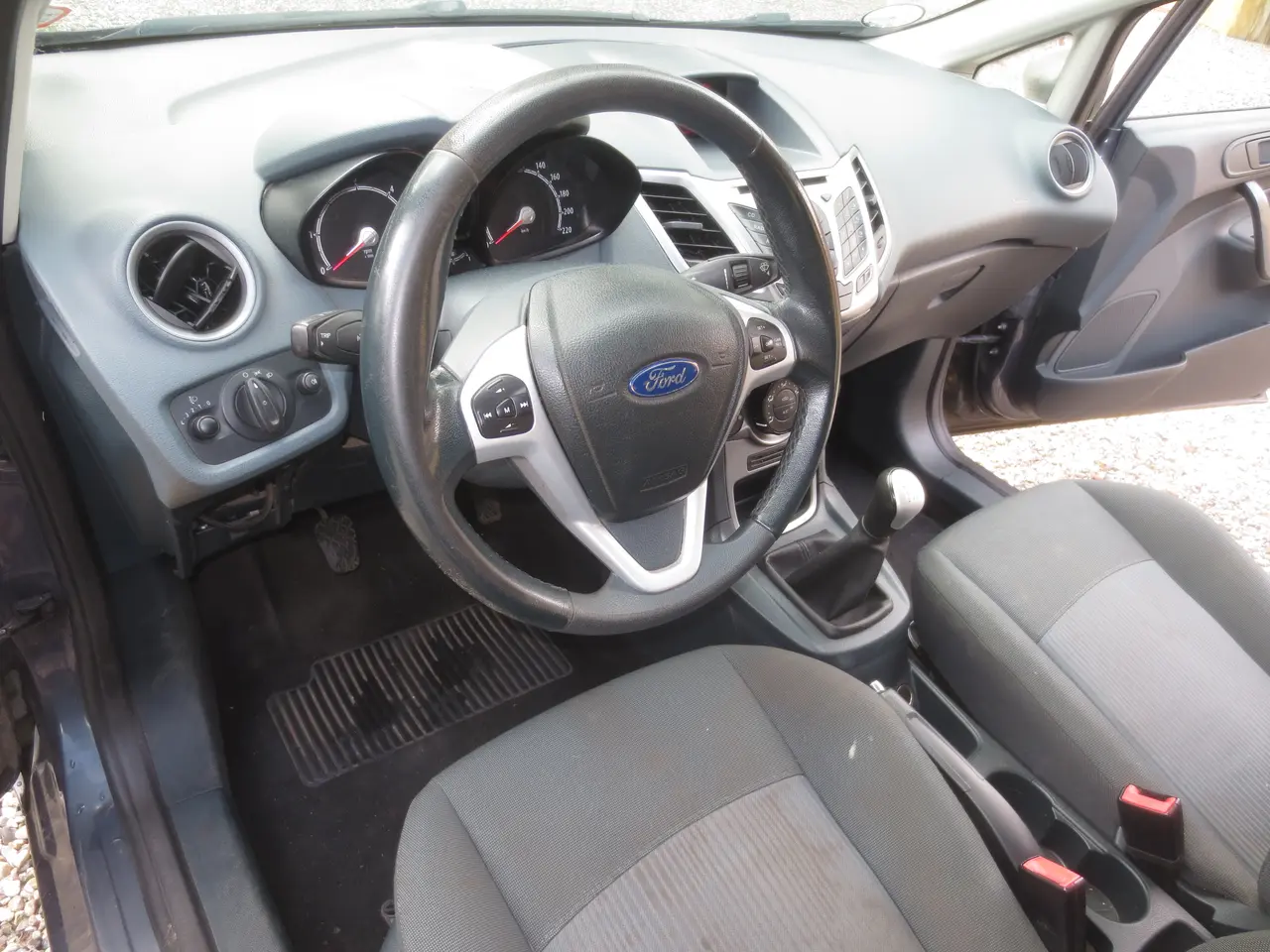 Billede 15 - Ford Fiesta 1.6 TD År 11. Uden syn. 
