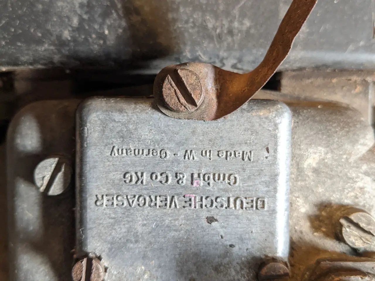 Billede 2 - VW K70 Karburator og luftfilterkasse.