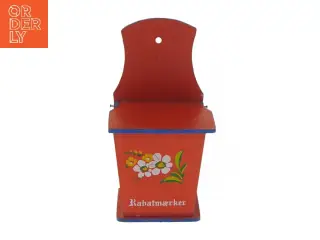 Retro Trææske med blomstermotiv og tekst (str. 15,5x8x8 cm)