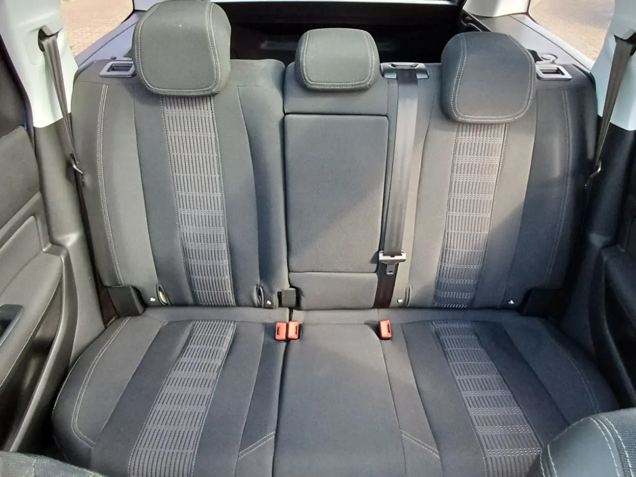 Billede 18 - Peugeot 308 1,2 e-THP 130 Allure Sky SW