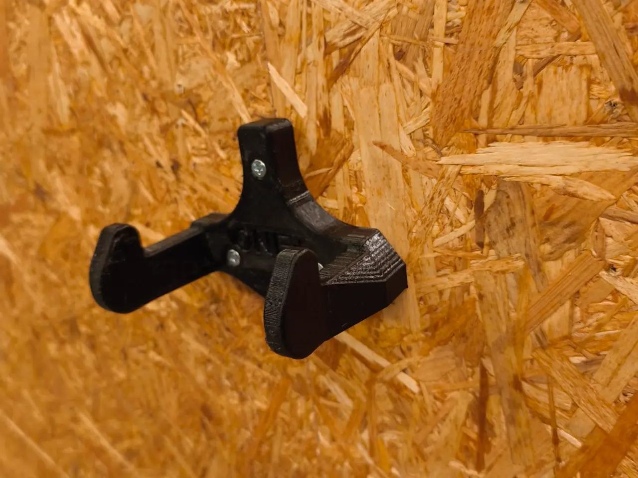 Billede 3 - Ryobi ONE+ holder til hækkeklipper – 3D-print