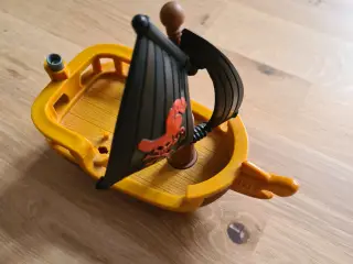 Sørøverskib. Piratskib
