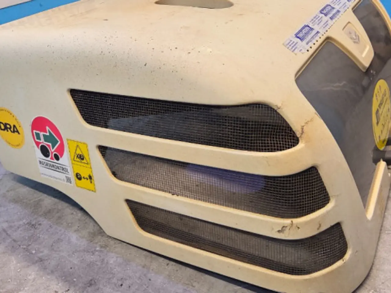 Billede 3 - Terex TL100 Motorhjelm