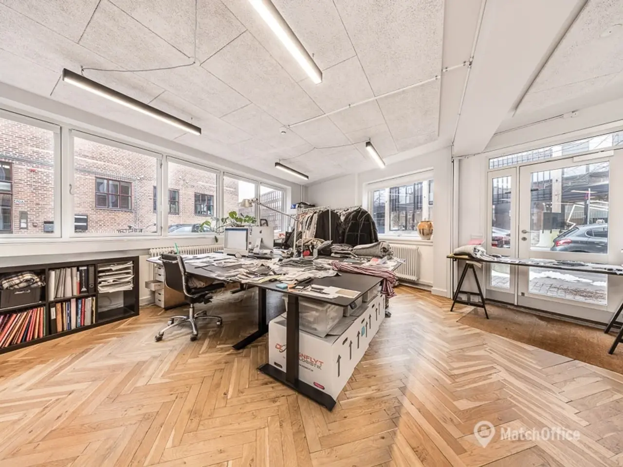 Billede 2 - Lyst stuelejemål med showroom