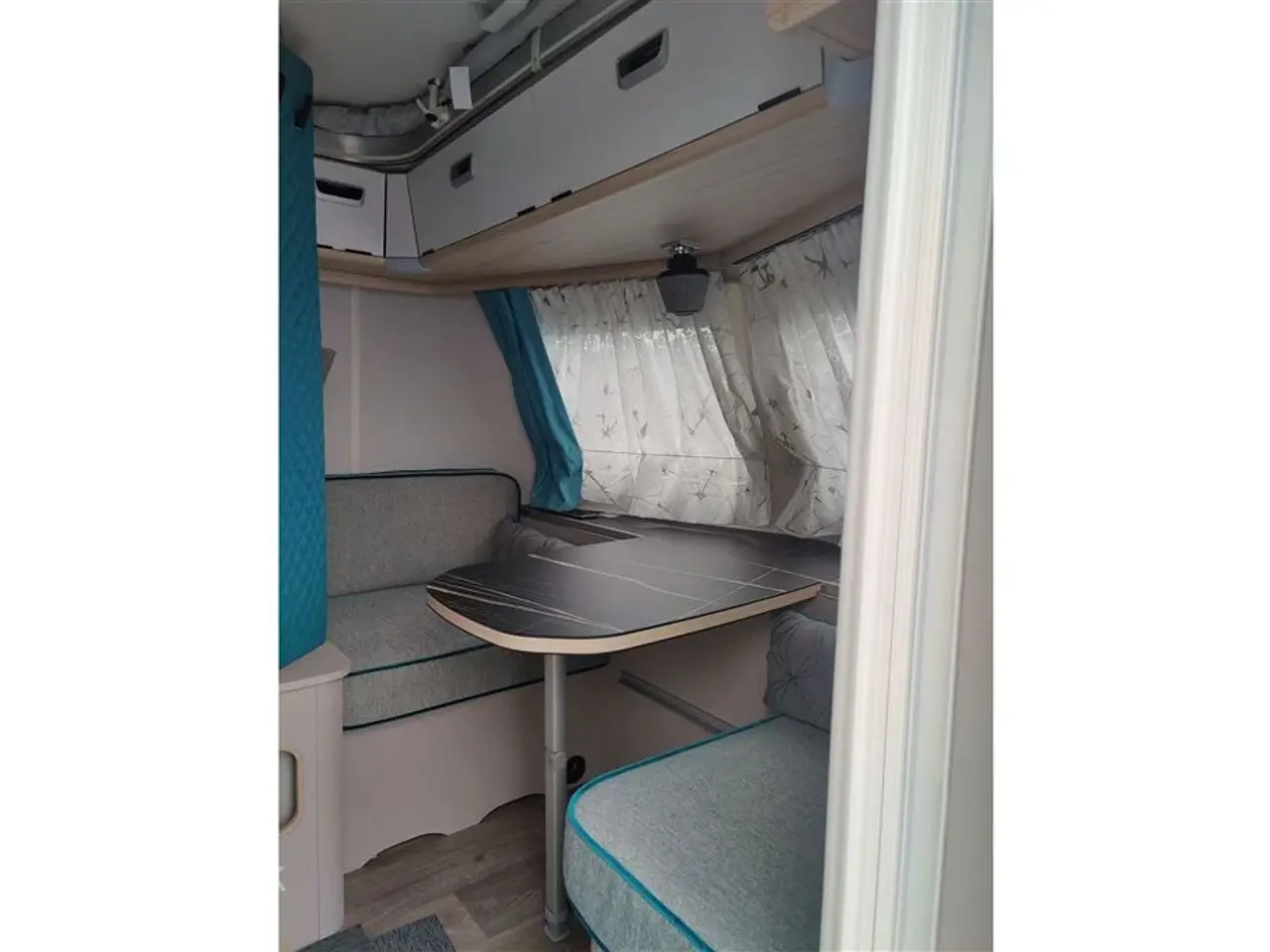 Billede 4 - 2024 - Eriba Touring 542 Harbour Blue   Eriba Touring 542 Harbour Blue 2024 fra Hinshøj Caravan