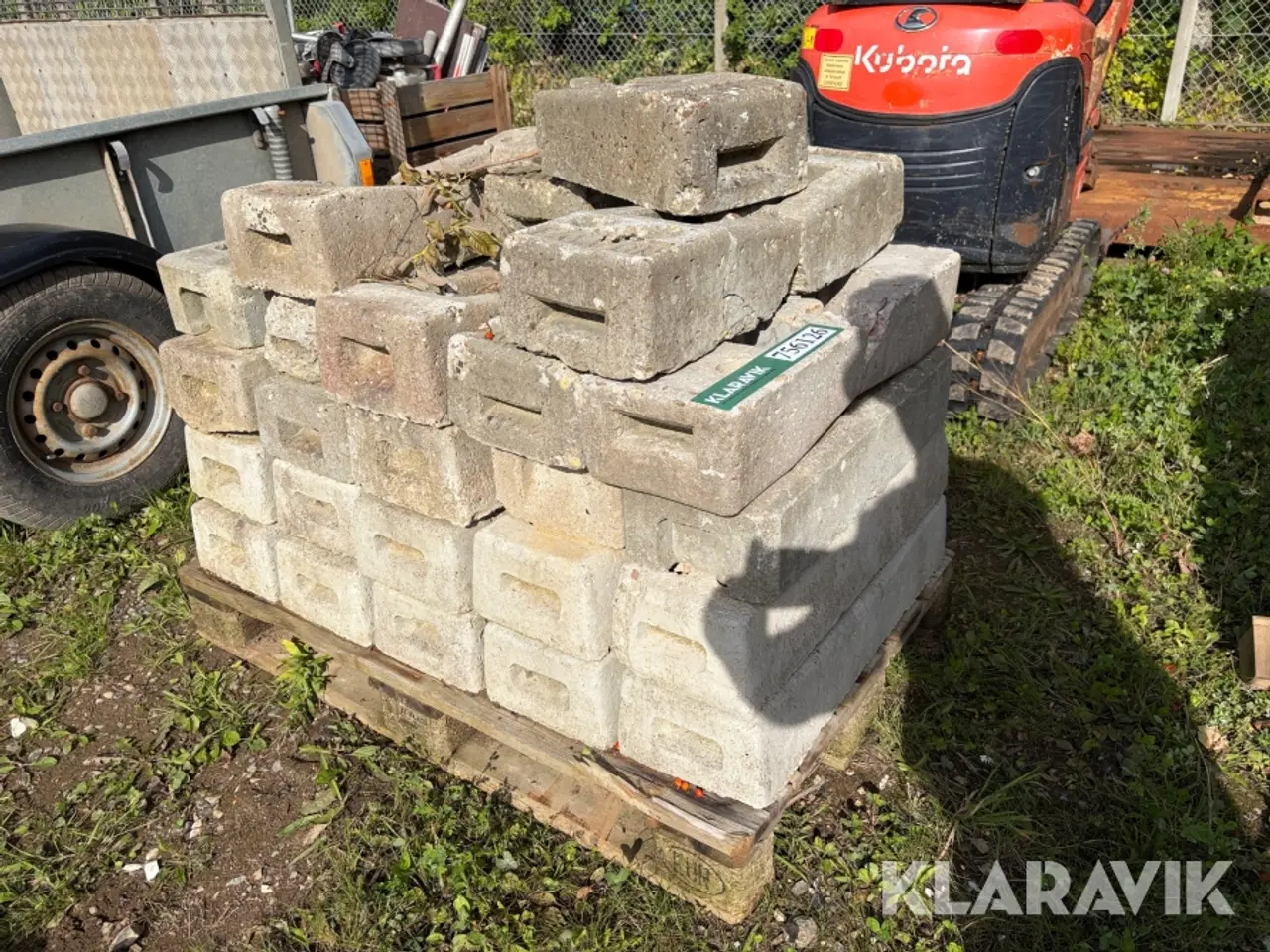 Billede 1 - Beton klodser til hegn 30 styk