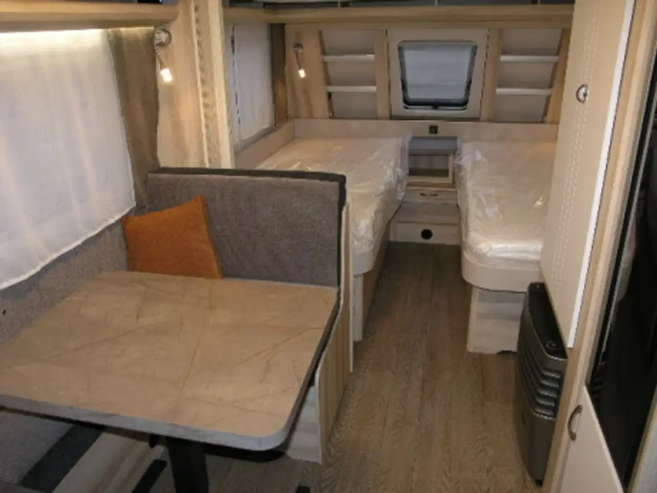 Billede 12 - Hobby De Luxe 460 SL DK Line