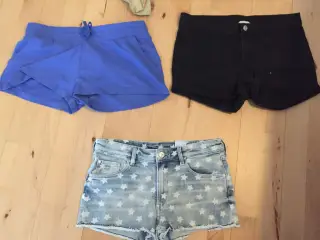 Shorts str.170 sælges