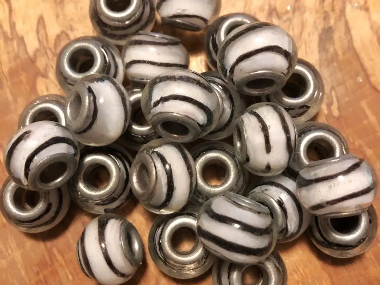 Billede 2 - GLASPERLER / GLASLED / GLASKUGLER til dit armbånd