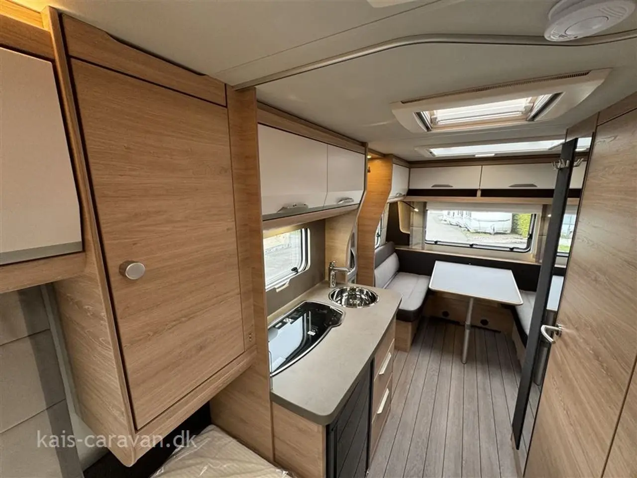 Billede 9 - 2026 - Knaus Südwind 460 Black Selection