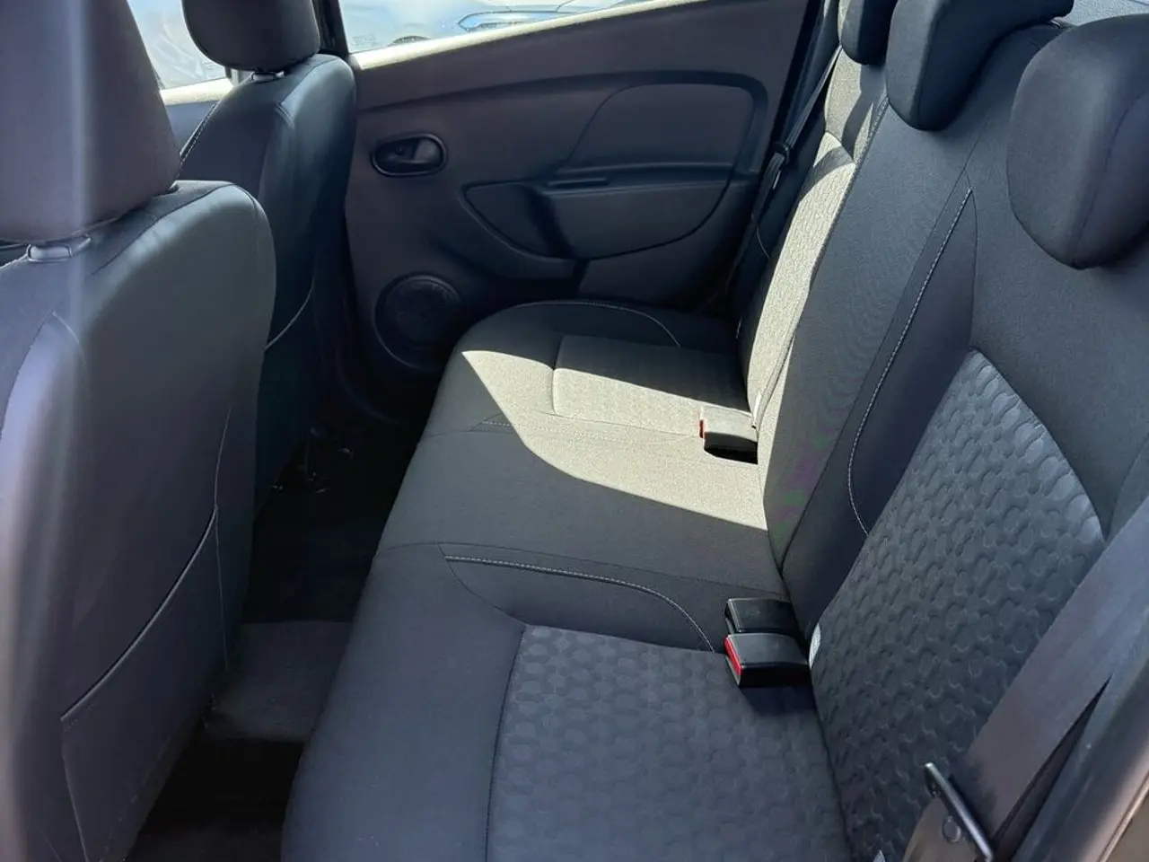 Billede 12 - Dacia Logan 1,5 DCi Lauréate 90HK