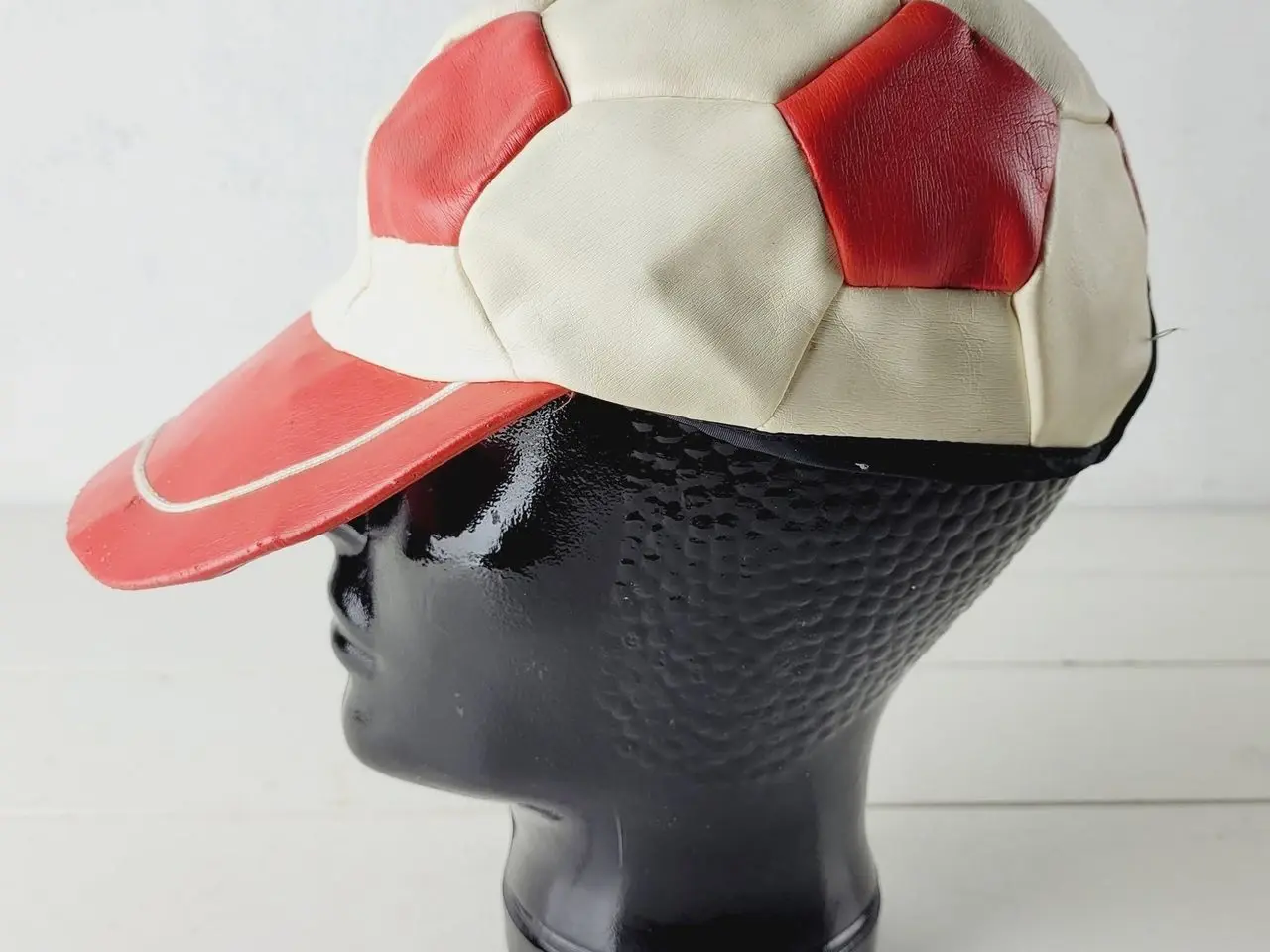 Billede 2 - ⭐️- Nostalgisk retro fodboldkasket – Et must-have