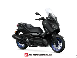 Yamaha X-Max 300