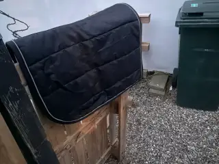 Pony underlag sort 
