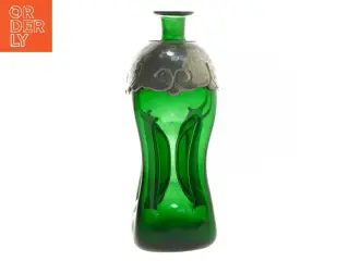 Grøn glasflaske med metaldekoration (str. 18 cm)