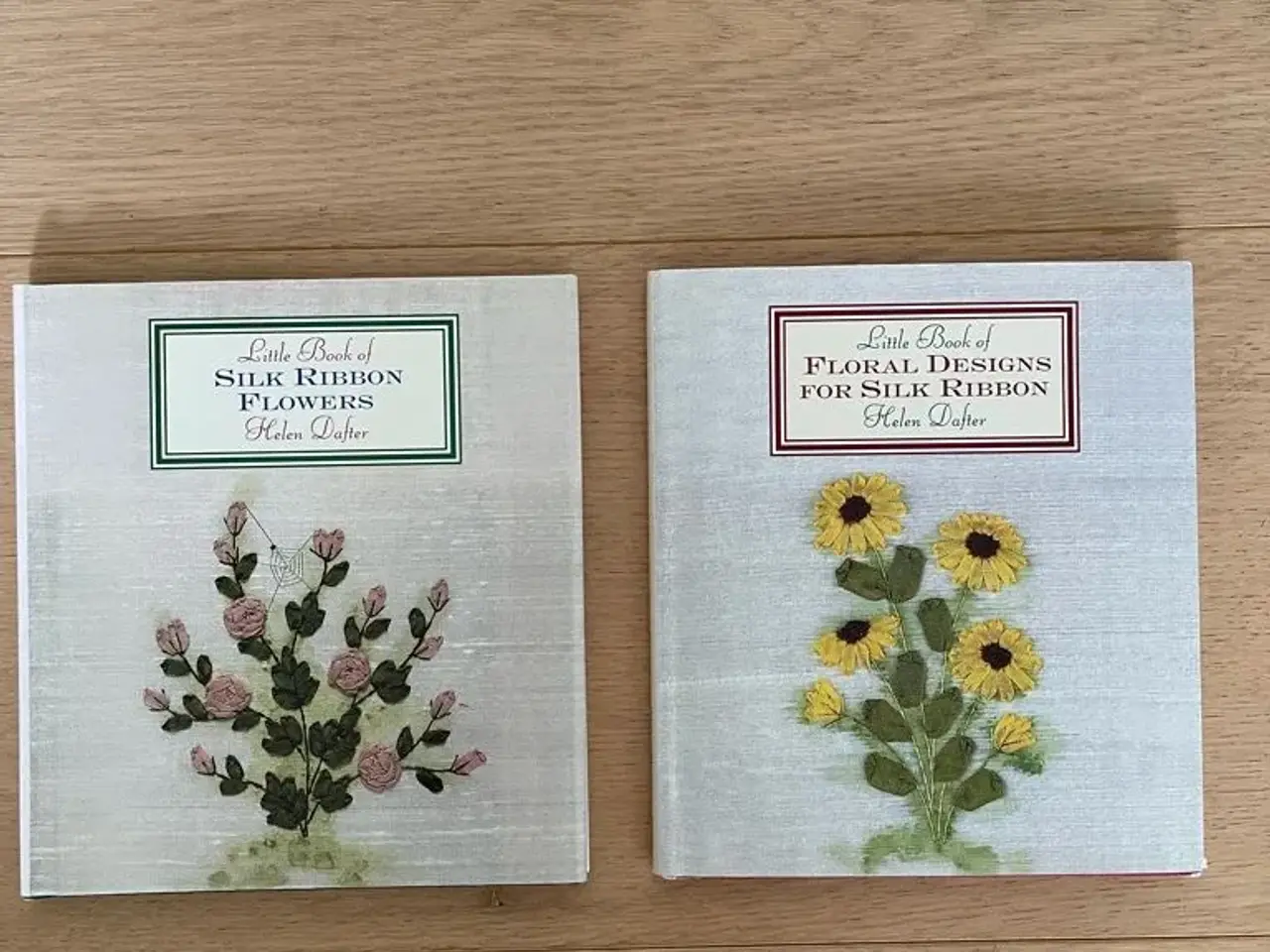 Billede 1 - Båndbroderi bøger af Helen Drafter