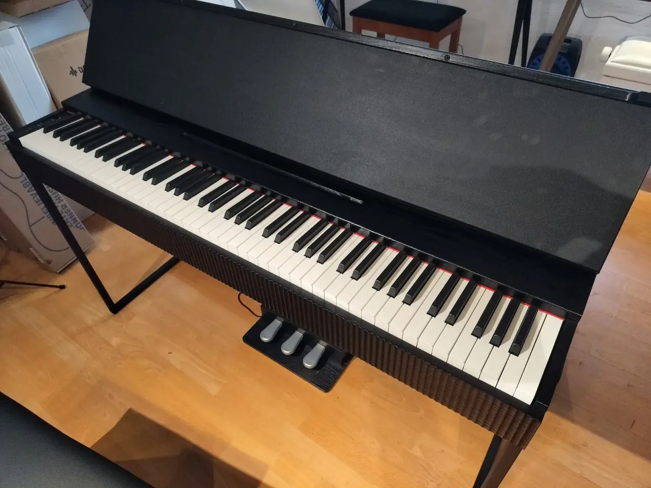 Billede 4 - Donner Aura S300 med læder låg. (Demo)