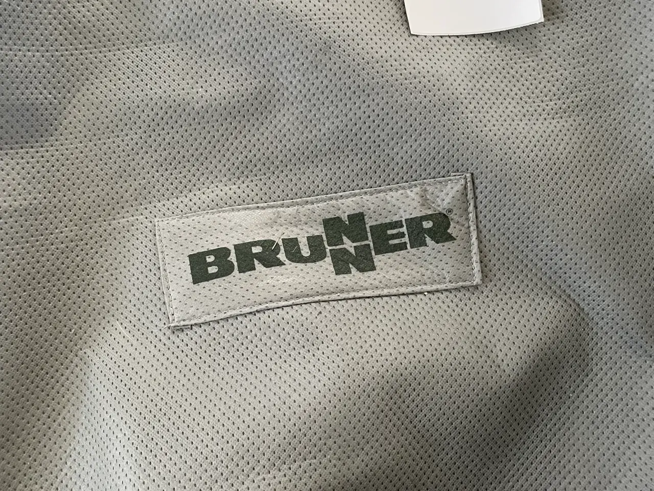 Billede 2 - Cover Brunner campingvogn til veteran-bilen
