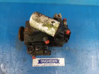 Massey Ferguson 7256 Hydraostat pump D45166300