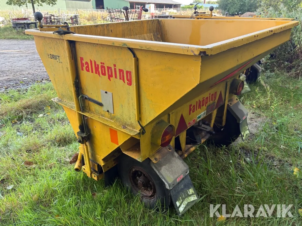 Billede 8 - Sand/saltspreder Falköping T-12E 2 stk
