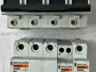 Merlin Gerin Multi9 C32L C60N DPN N Breaker parti
