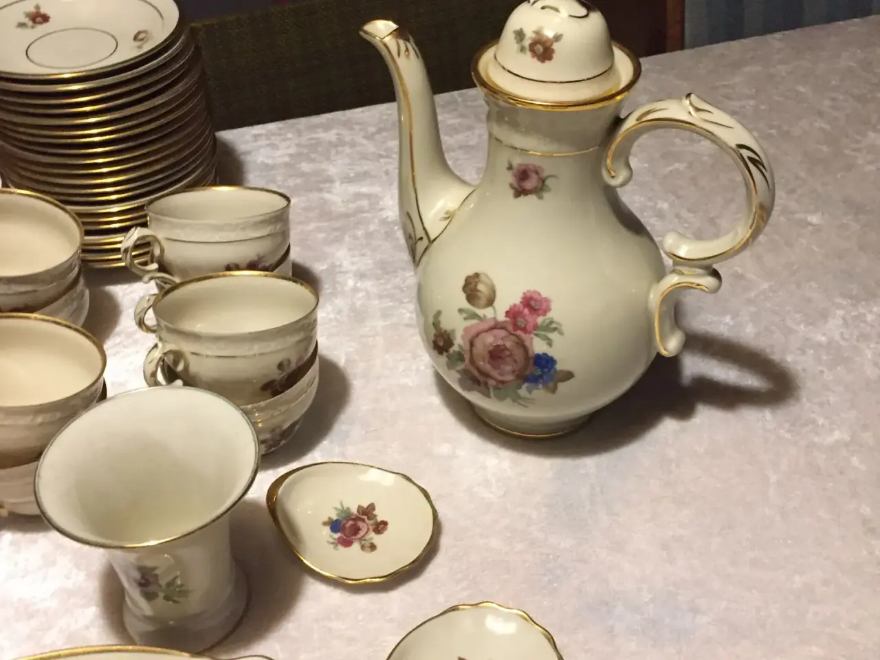 Billede 3 - Ældre kaffe stel til 15 Pers