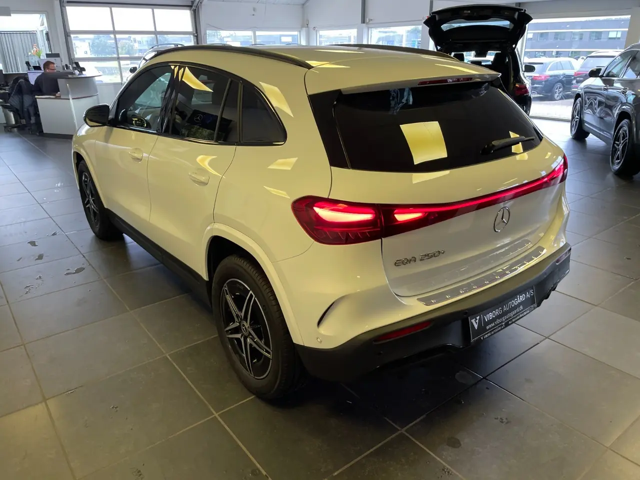 Billede 3 - Mercedes EQA250+  AMG Advance