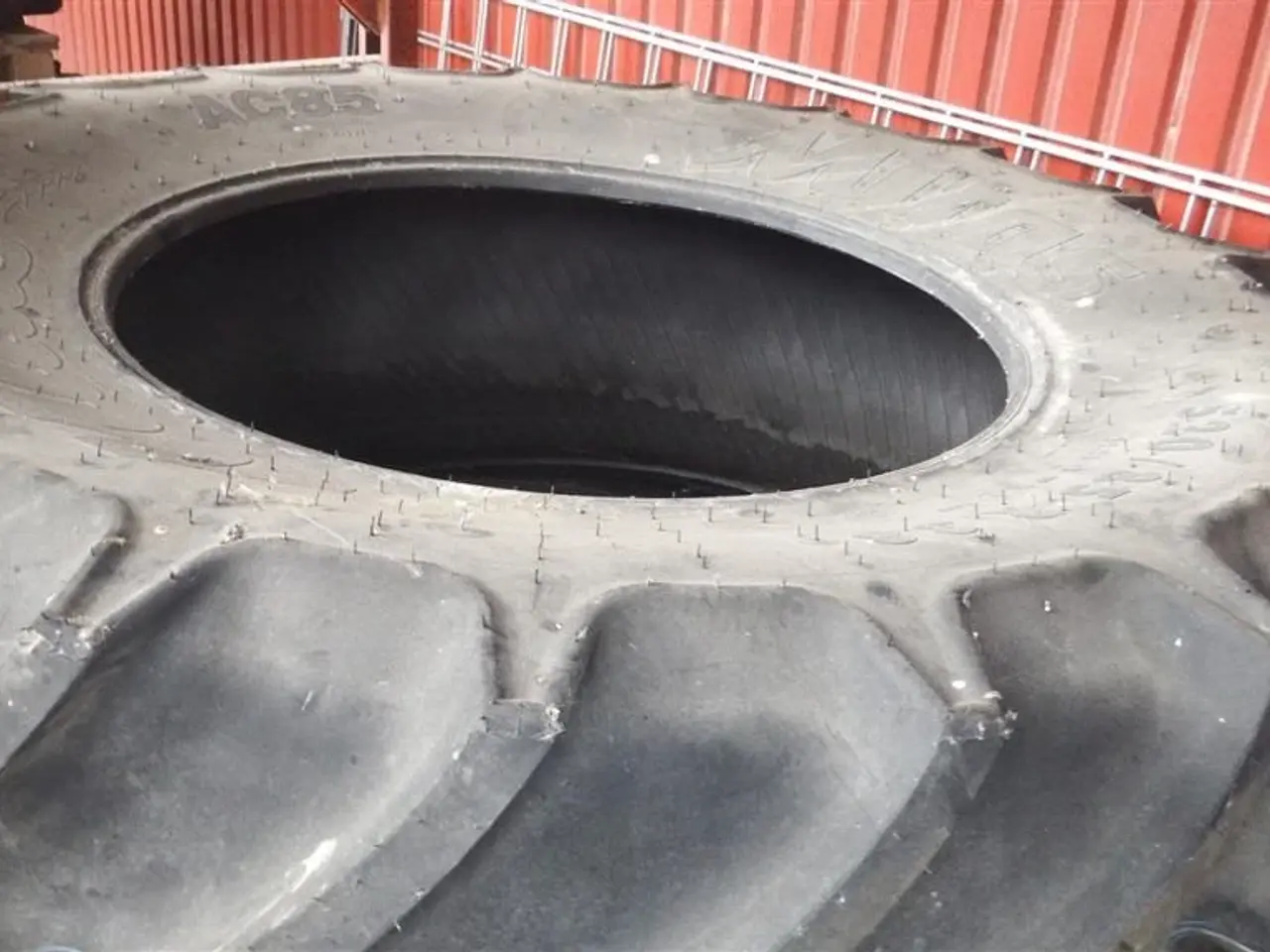 Billede 1 - Mitas 420/85x28-520/85x38