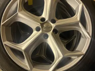 19” Y-fælge med 245/45-19 102v