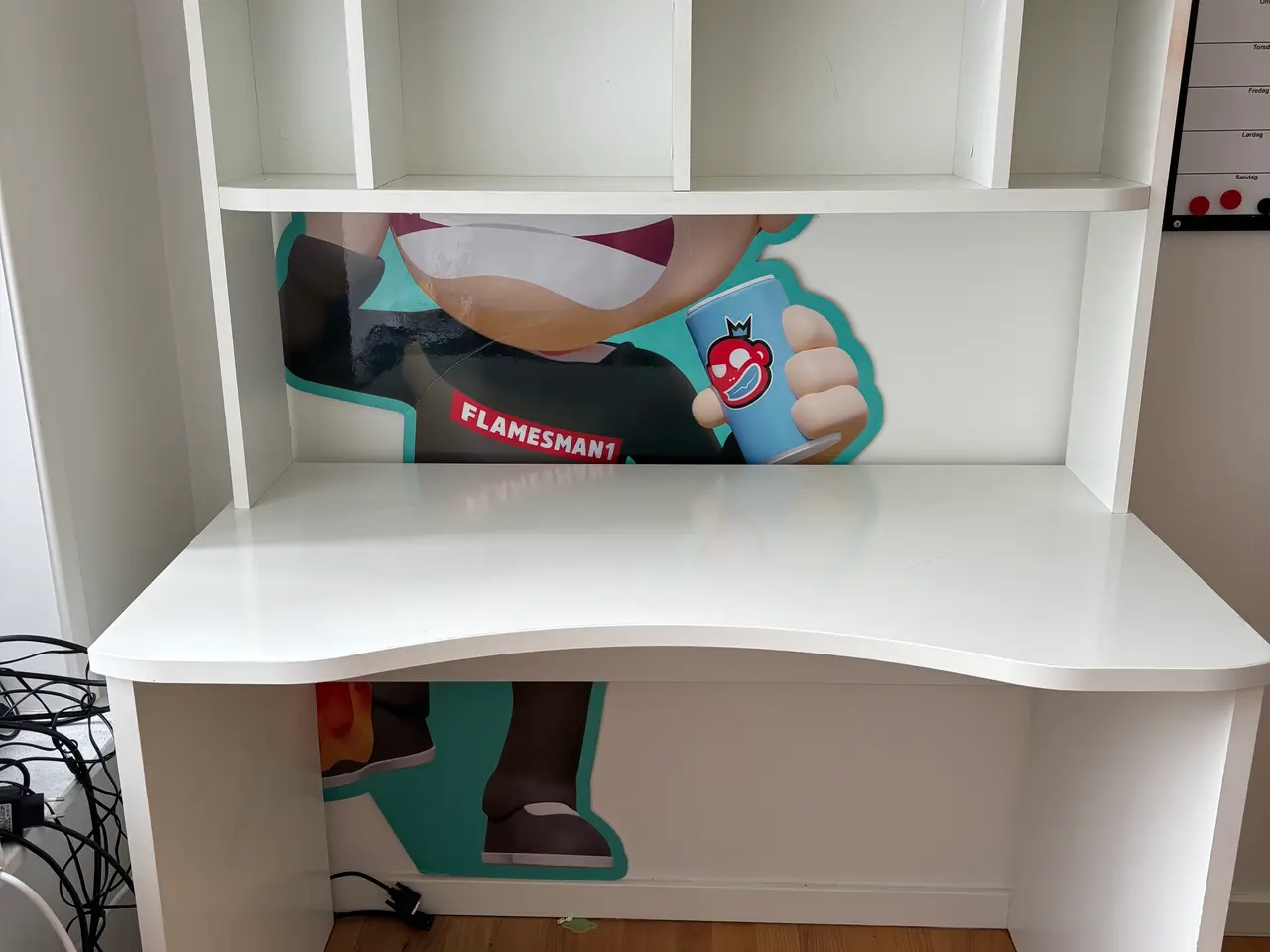 Billede 1 - Skrivebord med overdel 
