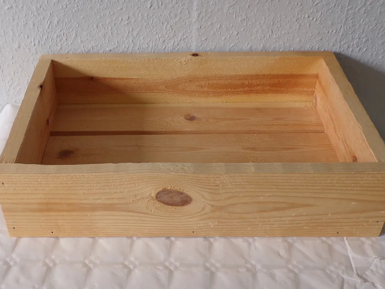 Billede 4 - Bakke i genbrugstræ 45 x 30 cm