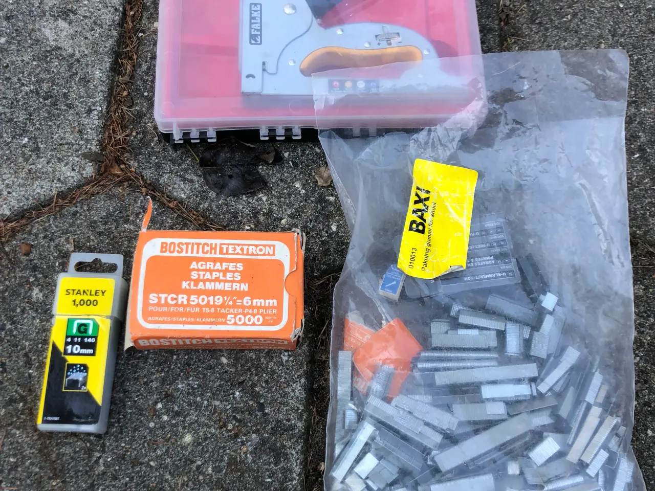 Billede 2 - Falke hæftepistol / tacker i boks + stor samling k