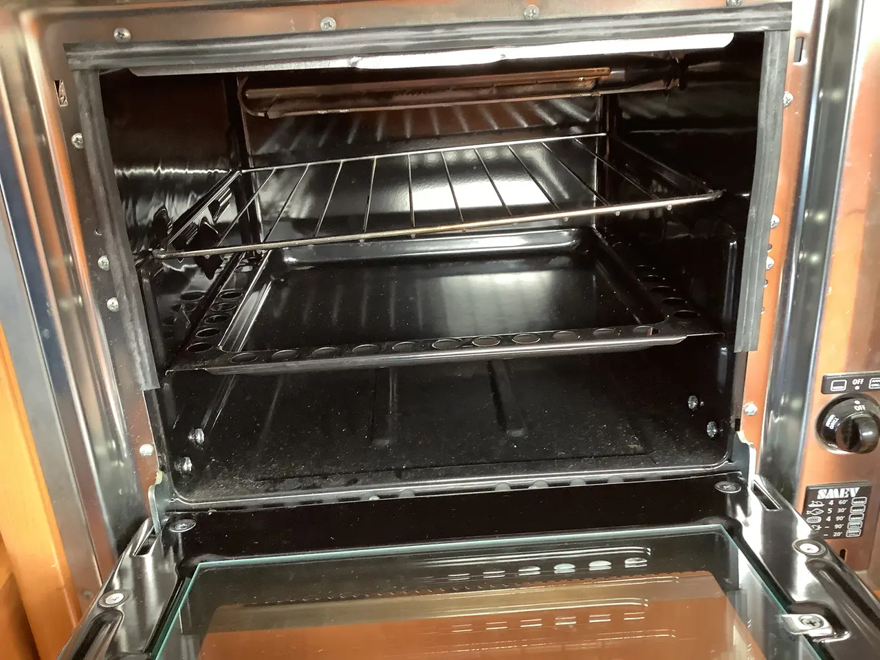 Billede 3 - GAS ovn SMEV til camping og båd