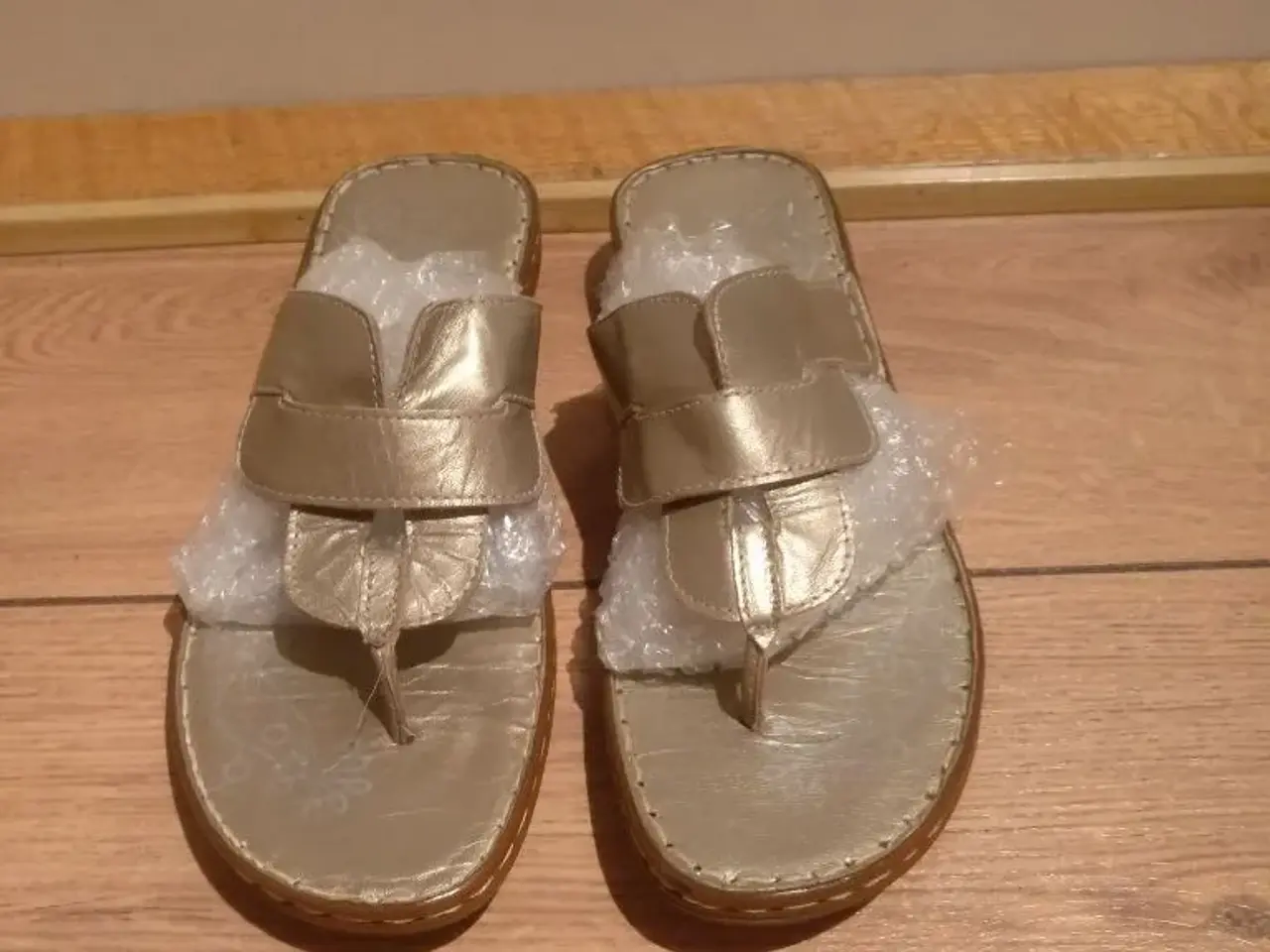 Billede 1 - Sandaler, MILANO.