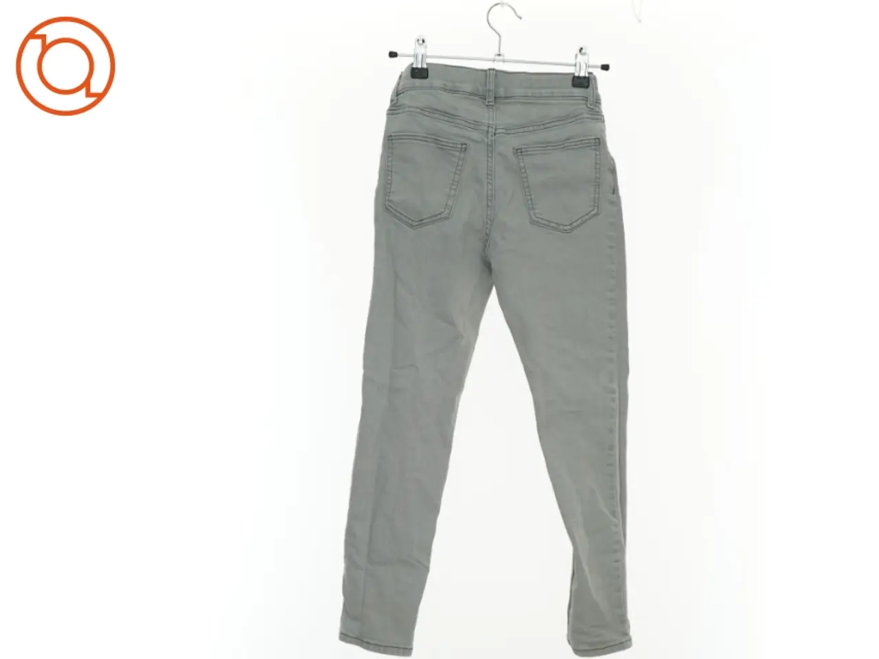 Billede 2 - Jeans fra H&M (str. 134 cm)