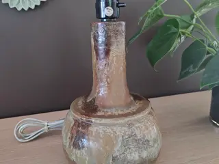 Flot Axella bordlampe