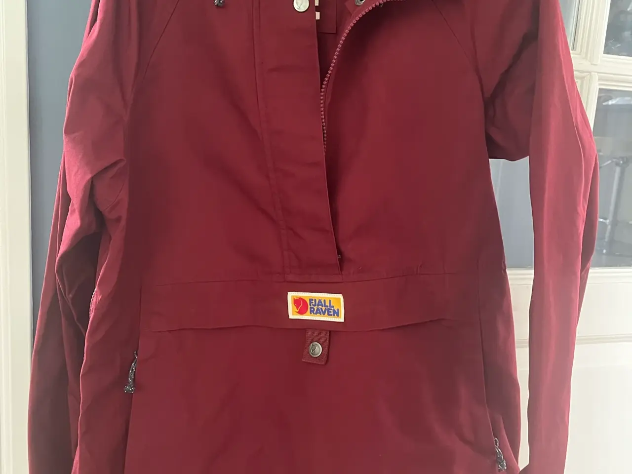 Billede 1 - Fjällräven anorak i flot farve