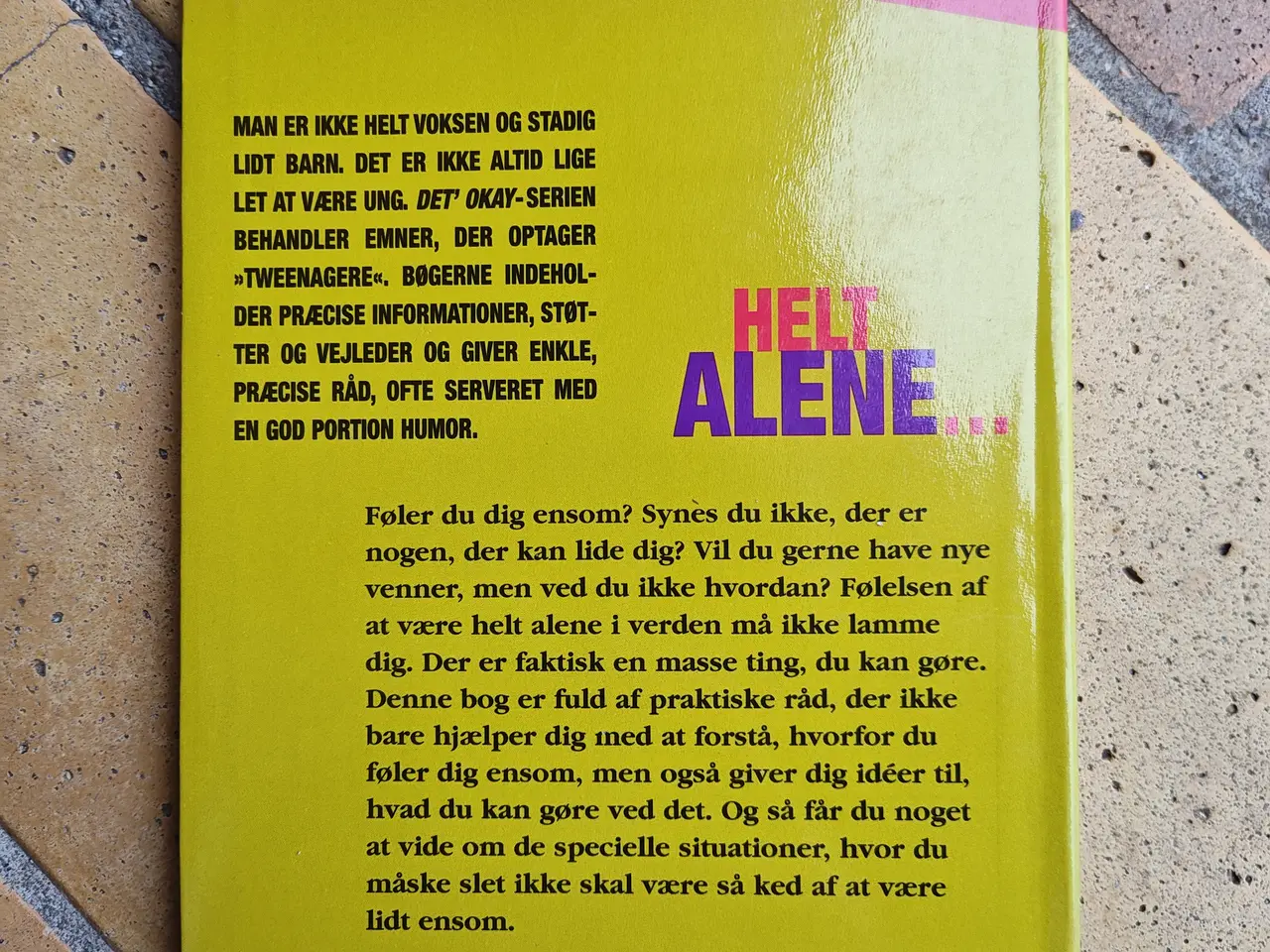 Billede 2 - Helt Alene ... Gode råd mod ensomhed BOG