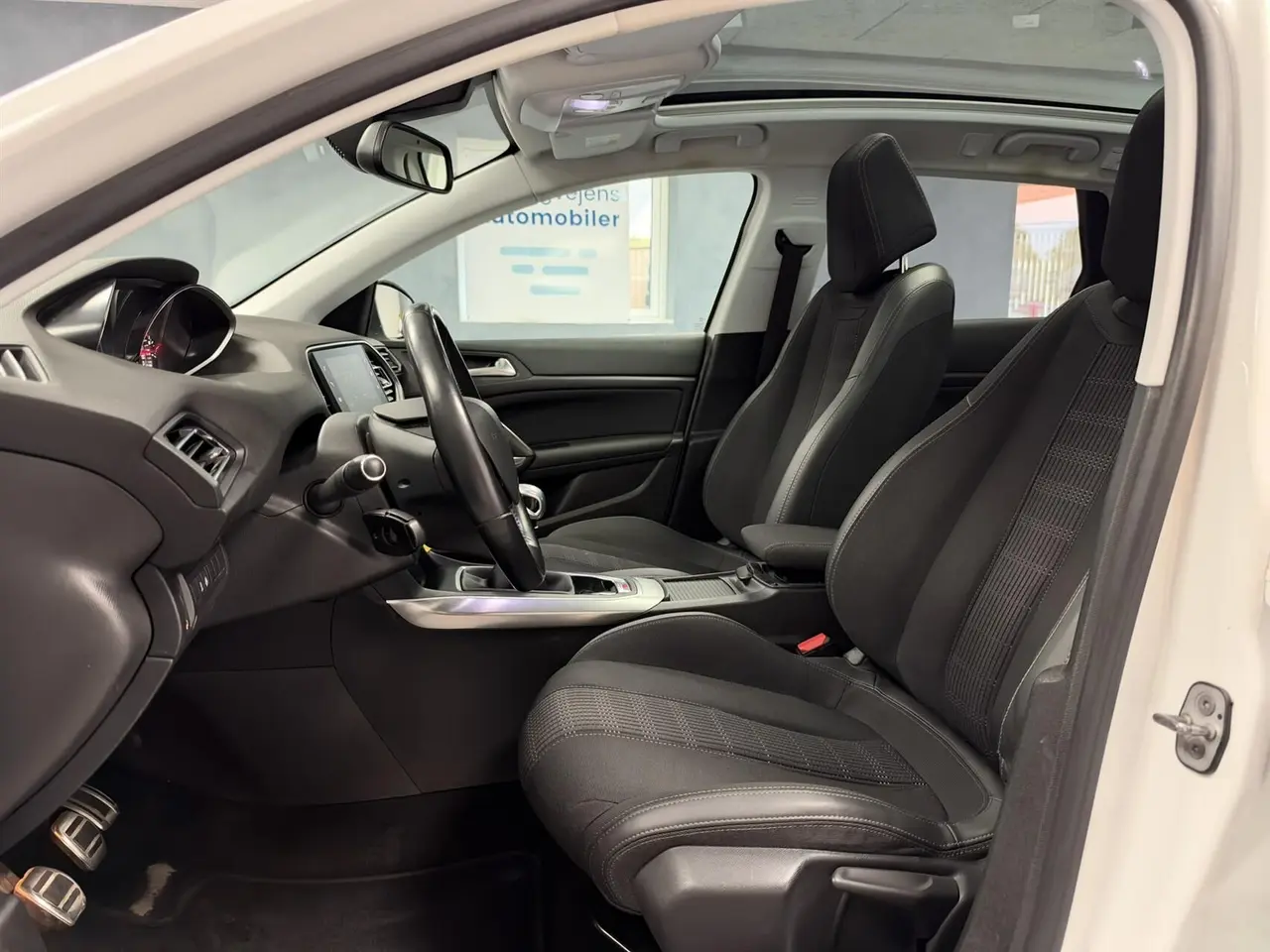 Billede 15 - Peugeot 308 1,2 PureTech Selection Sky 130HK 5d 6g