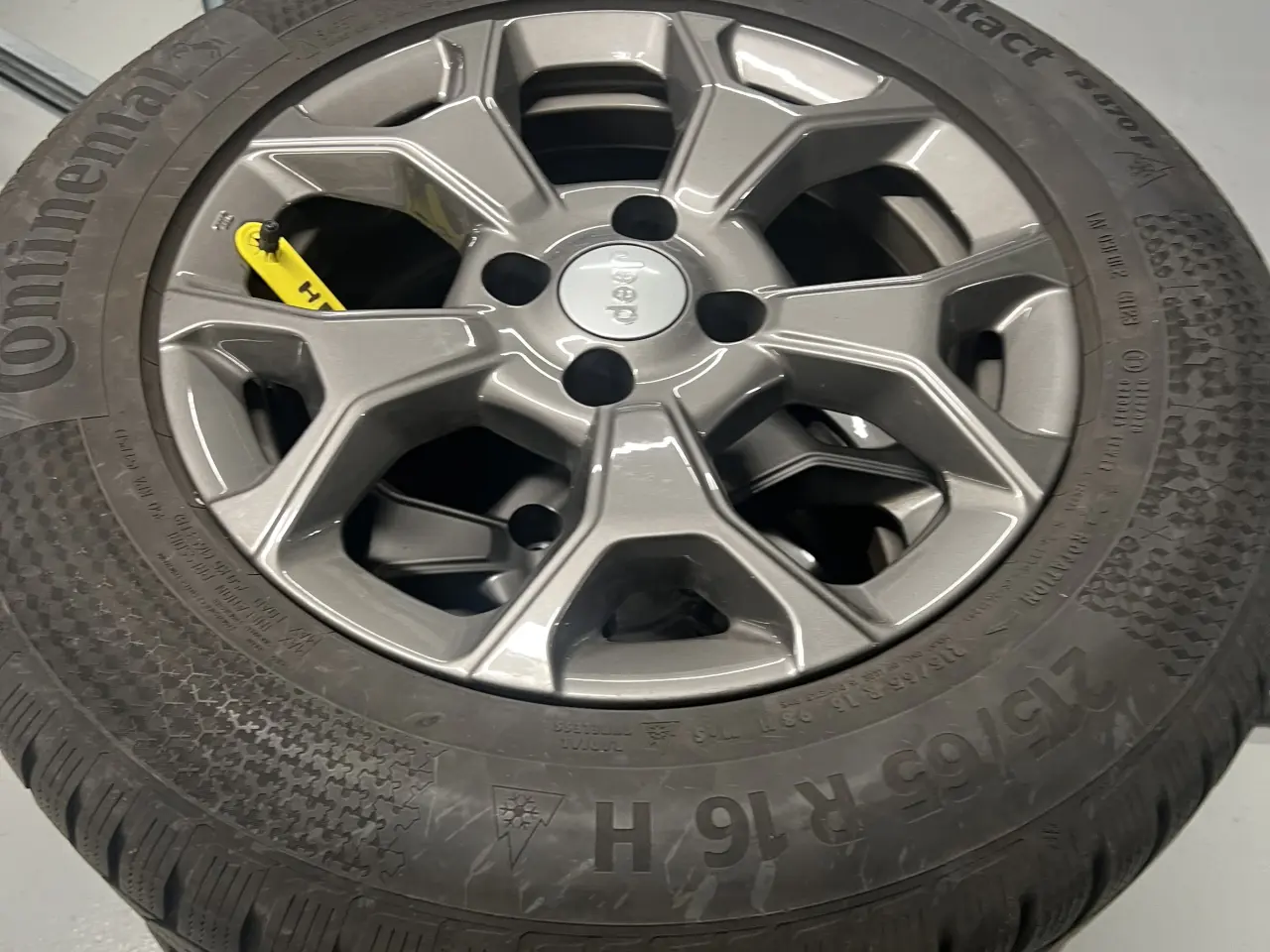 Billede 1 - Vinter hjul til JEEP AVENCER