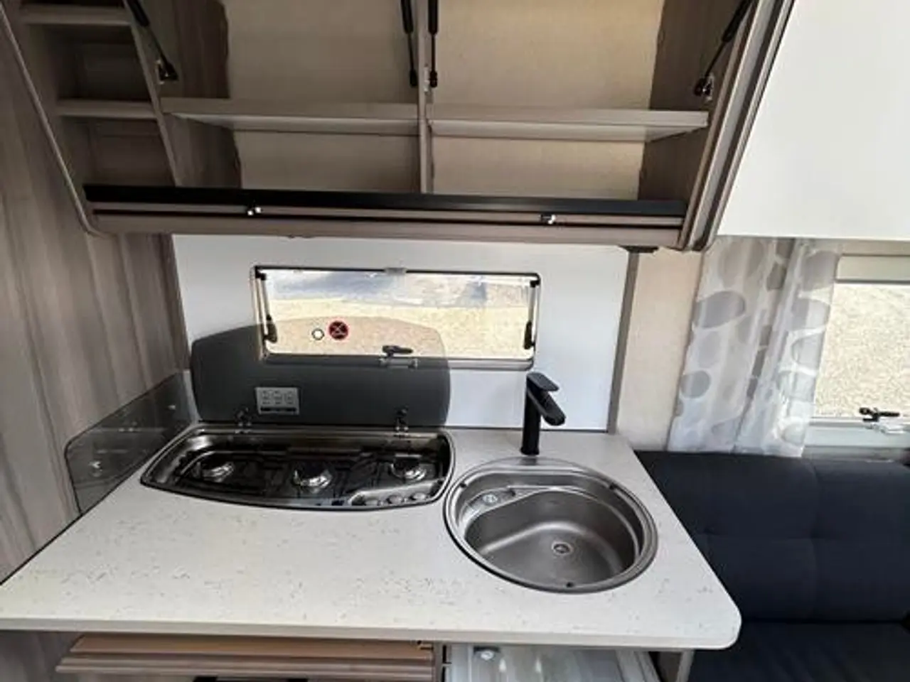Billede 7 - Kabe Estate 560 GLE